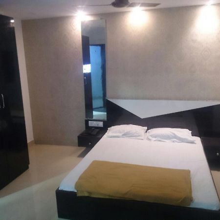 Prince International Navi Mumbai Exterior foto